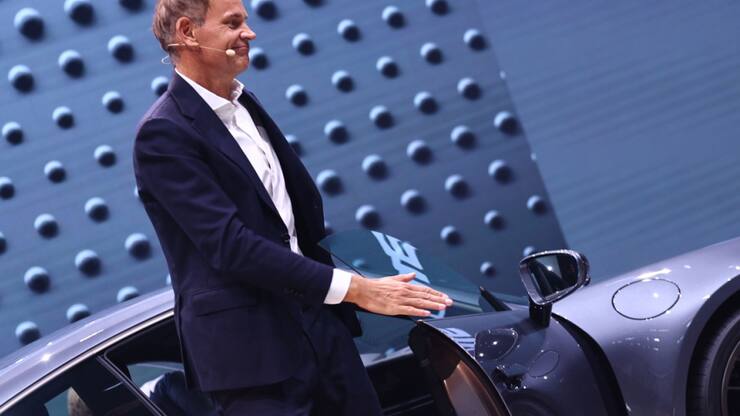 Depuis plusieurs mois, la double casquette d'Oliver Blume, à la tête de Volkswagen et de Porsche, faisait l'objet de critiques de la part de certains actionnaires (archives).