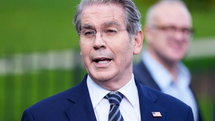 Scott Bessent a annoncé les nouvelles sanctions dont Washington va frapper Moscou, mercredi.