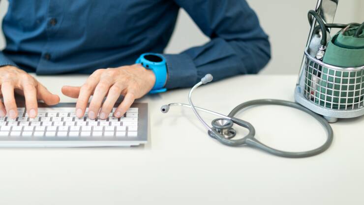 L'élargissement au diagnostic des activités du béhémoth de la distribution de médicaments en Suisse lui permet de revoir sa feuille de route à la hausse. (archive)