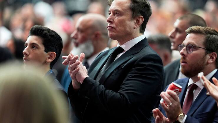 Le fonds souverain de la Norvège, un des dix principaux actionnaires de Tesla, votera contre le plan de rémunération de potentiellement plus de 1000 milliards de dollars que le constructeur automobile américain envisage de verser à son fondateur, Elon Musk. (archives)