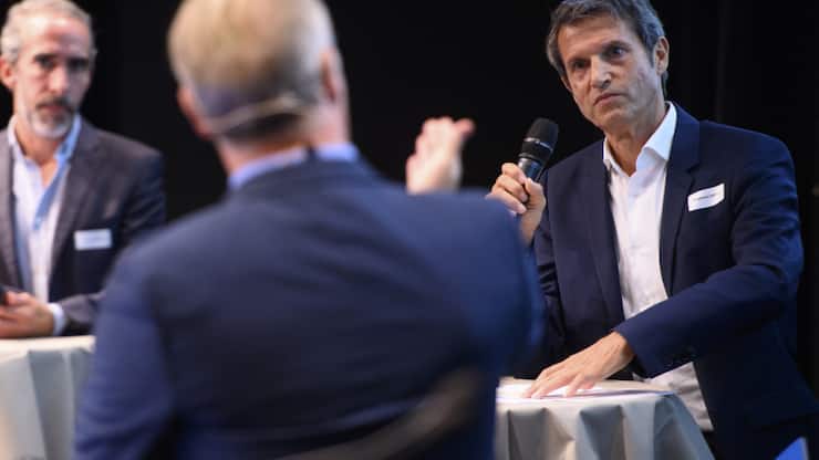 La SSR et les éditeurs romands doivent être complémentaires et non concurrents, selon Stéphane Estival (à droite), le président de Médias Suisses (archives).