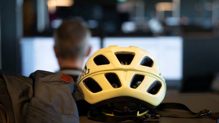 Les conducteurs de scooters électriques ne devraient pas être soumis à l'obligation du port du casque (archives).