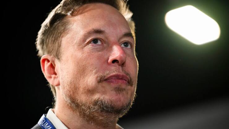 L'intelligence artificielle Grok, issue de la plateforme X détenue par Elon Musk, est dans le viseur de la justice française (archives).