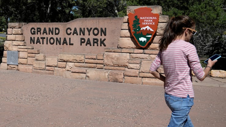 A compter du 1er janvier, l'abonnement annuel donnant accès à l'ensemble des parcs nationaux US passera de 80 dollars à 250 dollars, soit plus du triple pour les non-résidents américains (archives).