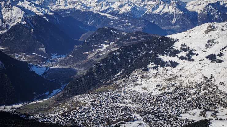 Deux trains permettront de rejoindre directement Le Châble (VS) les week-ends et les jours fériés dès le 14 décembre. (image d'illustration)