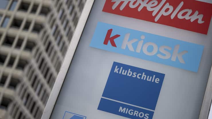 Trois mois après l'acquisition d'Hotelplan, Dertour Suisse se réorganise et prévoit de supprimer 250 postes d'ici fin 2027. (archive)