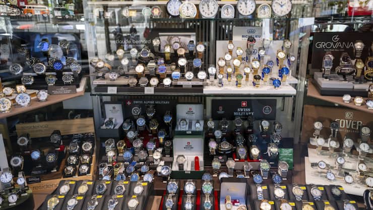 L'horlogerie, comme d'autres secteurs tournés vers l'exportation, s'attend à une baisse de son chiffre d'affaires à l'étranger en 2026. (archive)
