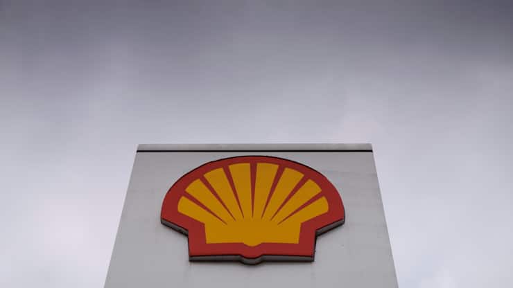 Shell a fait machine arrière ces dernières années sur certains de ses objectifs climatiques pour se recentrer sur les hydrocarbures, dans l'espoir de doper ses bénéfices (archives).