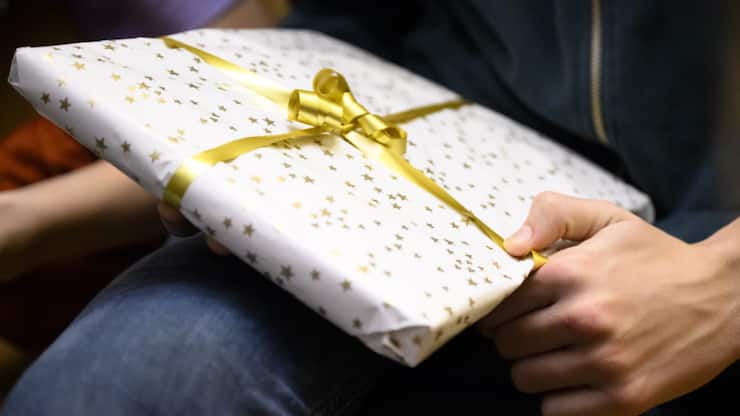 Un nombre croissant de Français proposent leurs cadeaux sur des sites de revente.