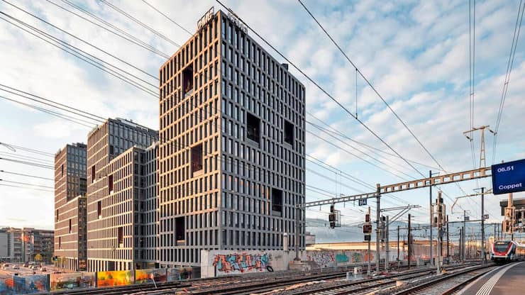 Le Crédit Agricole s’est installé en 2018 à Genève Pont-Rouge, à quelques kilomètres du centre-ville.