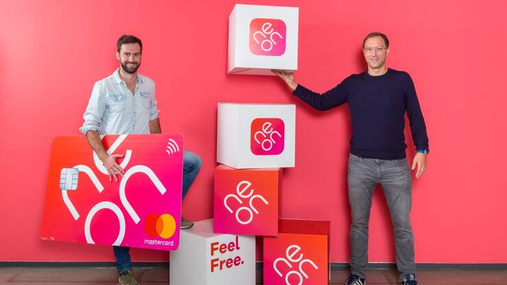 Julius Kirscheneder et Michael Noorlander, fondateurs de la Neon Bank