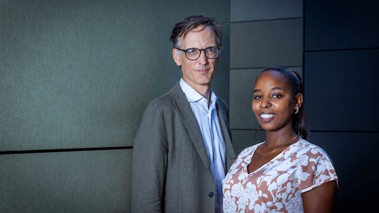 Alain Werner, directeur de Civitas Maxima et Feven Kiflom