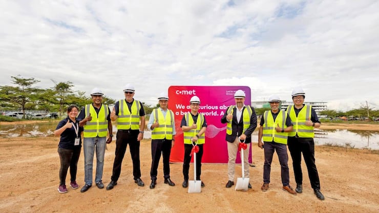 Comet a posé en octobre la première pierre de sa nouvelle installation à Penang, en Malaisie. La construction sera achevée en 2025.