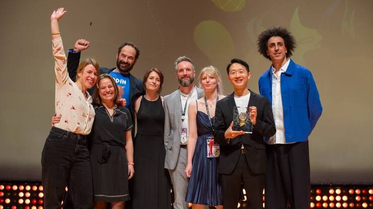 Les représentants du distributeur du jeu, Wilson Jeux, de Crocotame Illustration et d’Helvetiq à Cannes