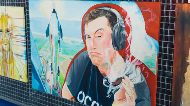 Elon Musk a consommé de la marijuana dans un célèbre podcast américain.