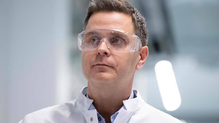  Thomas Schinecker, CEO de Roche.