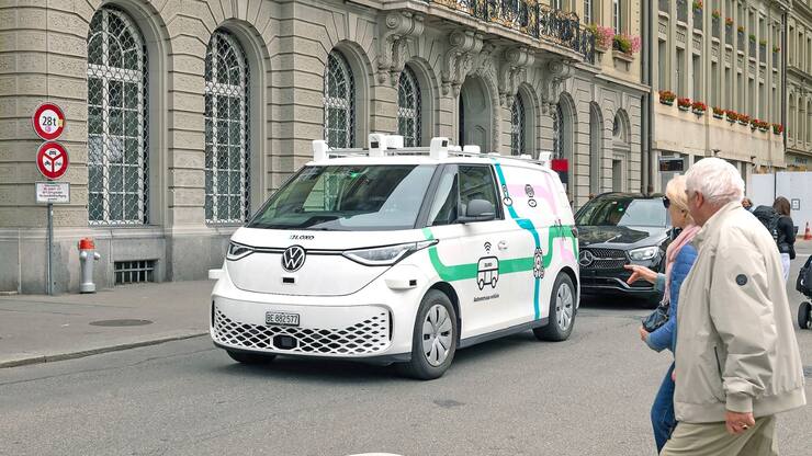Le service de colis Planzer Colis et la start-up LOXO testent la conduite hautement automatisée de niveau 4 dans le centre-ville de Berne.