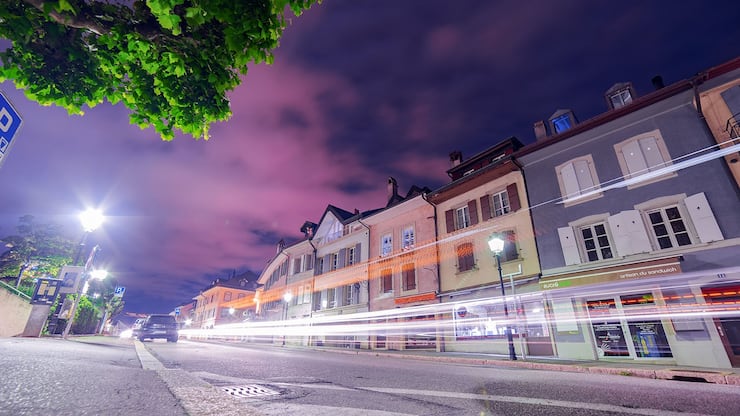 Rénovation des bâtiments, éclairage public et changements de comportements pour diminuer nos émissions.
