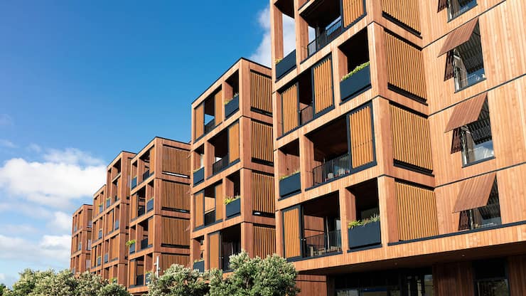 Le bois dans la construction: avantages, défis, implications et ouvrages exemplaires