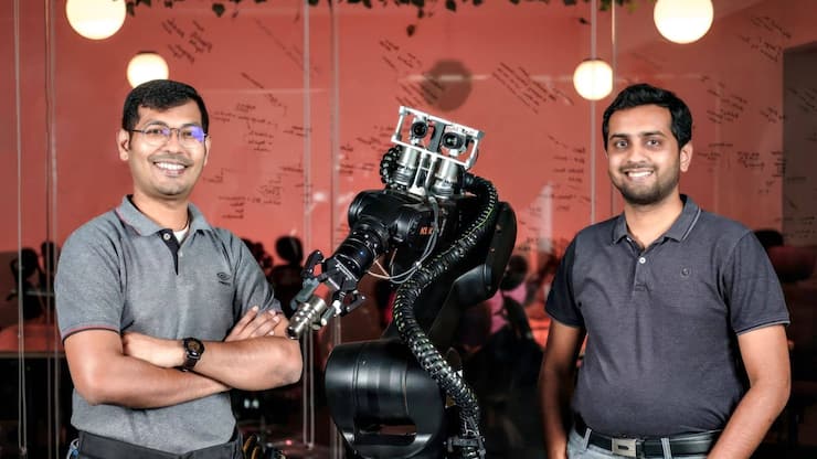 Les cofondateurs de la start-up CynLr, Nikhil Ramaswamy et Gokul NA, viennent de faire la couverture de «Forbes India».