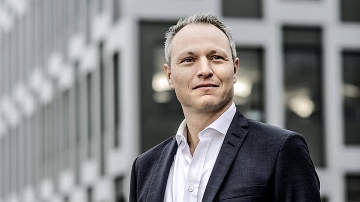 file7du4vfuf29s1134x1b90