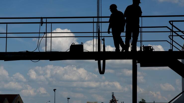 construction-worker-495373_1920