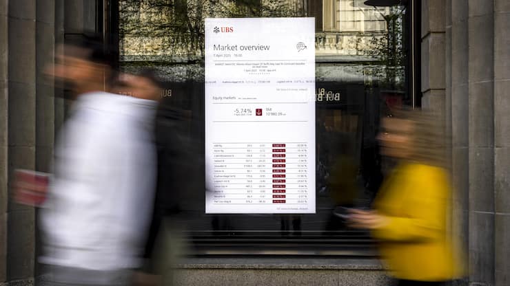 BANK, UBS, SCHAUFENSTER, BOERSENKURSE, SMI, BOERSEN, AKTIEN, KURSE, AKTIENKURSE,