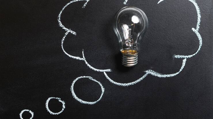 thought-2123970_1920