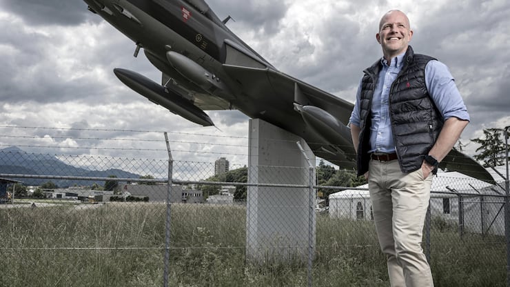 Fin 2025, le parlement a approuvé la révision de la loi sur le matériel de guerre, permettant désormais d’exporter vers certains pays même en cas de conflit armé. Pour Matthias Zoller, responsable de la branche Aerospace and Defense chez Swissmem, cette révision est urgente et nécessaire.