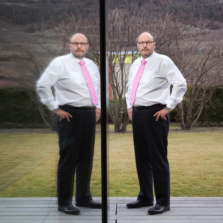 STÉPHANE HAEFLIGER Senior Consultant et membre de direction chez Vicario Consulting
