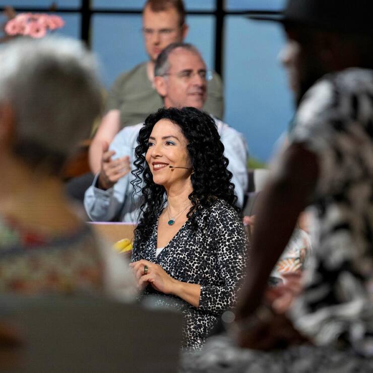 Pour Matthieu Wildhaber, spécialiste en art oratoire, des personnes comme la journaliste Myret Zaki savent transmettre leur message  à des audiences différentes.