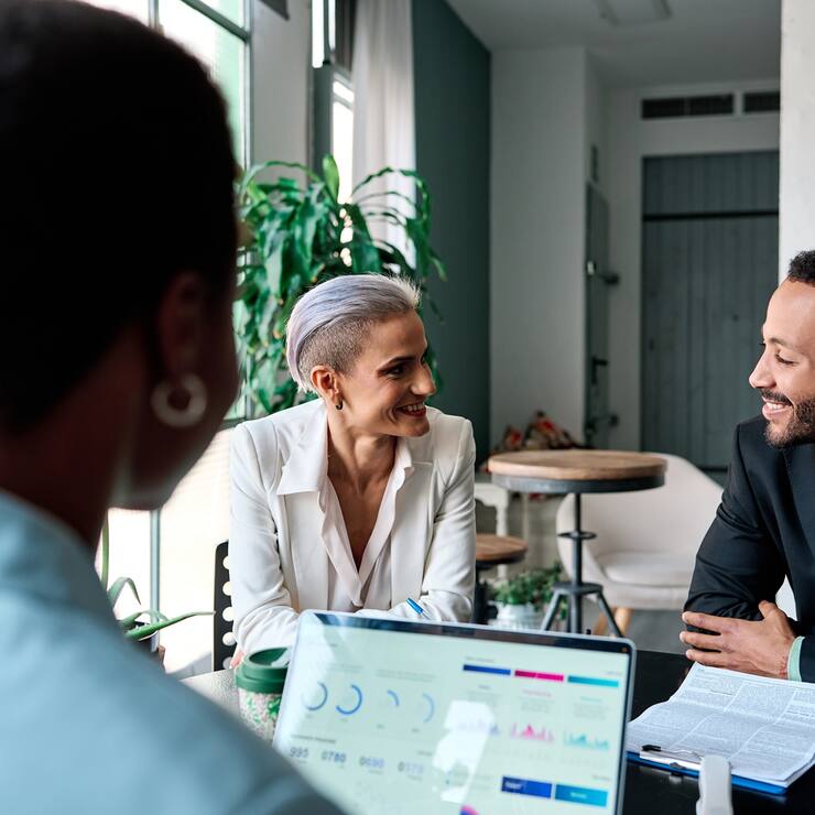 Nous recherchons la meilleure compagnie d’assurances de Suisse en 2025!