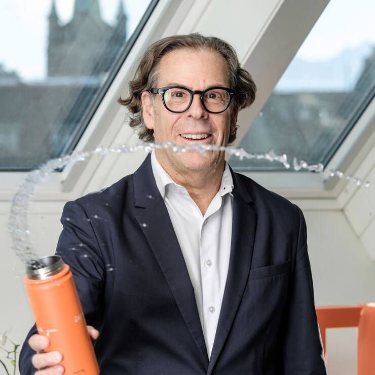 <p>Mike Hecker, le fondateur de BE WTR, est aussi le cofondateur d’Eden Springs.</p>