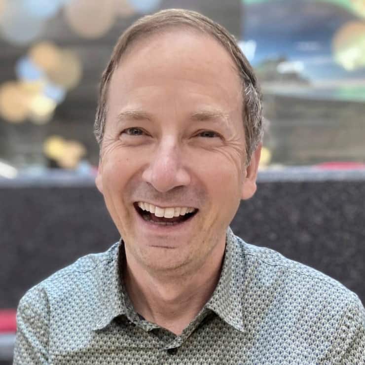 Eric Fingerhut, cadre chez Roche, a rejoint le club Toastmasters  en 2019.