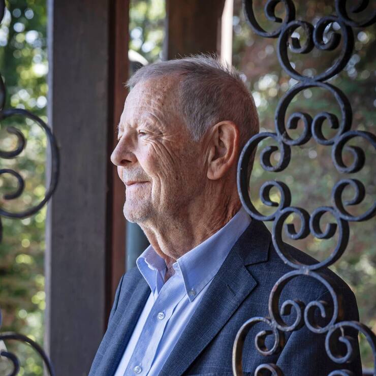 Le Zurichois  Walter Stahel,  architecte  de formation,  a théorisé  il y a plus de  quarante ans  les principes  de l’économie  circulaire.  