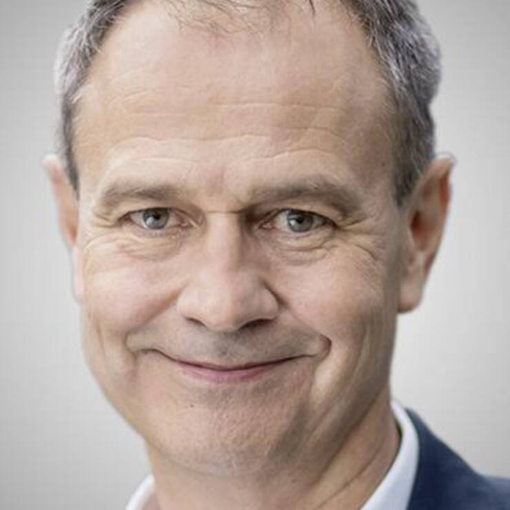 Patrick Frank: Responsable informatique, Helsana