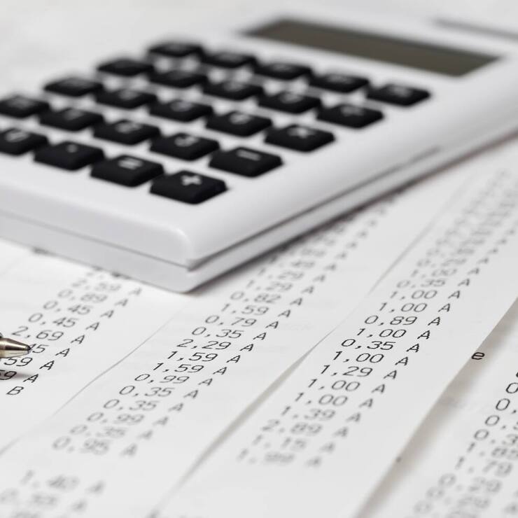 Dès le 1er janvier 2024, de nouveaux taux de TVA entreront en vigueur en Suisse. 