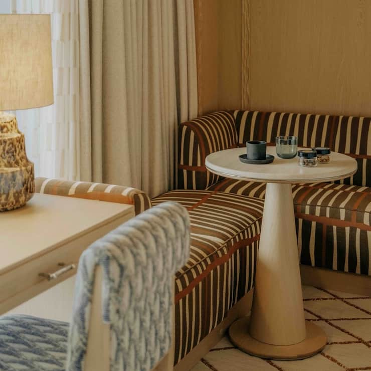 Chambre élégante du nouvel hôtel Le Clay en Lavaux.