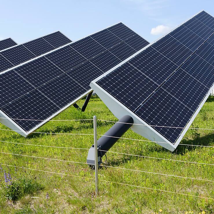 Les panneaux solaires pourraient se multiplier le long des axes routiers et ferroviaires (archives).