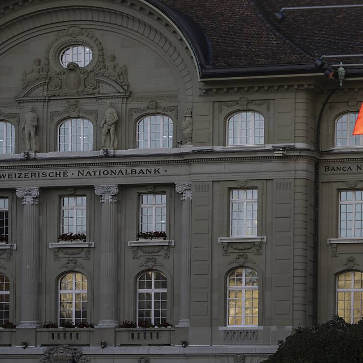Dans un contexte mondial de resserrement des politiques monétaires, la Banque nationale suisse (BNS) devrait poursuivre avec la hausse des taux directeur amorcée mi-juin. (KEYSTONE/Alessandro Della Valle)