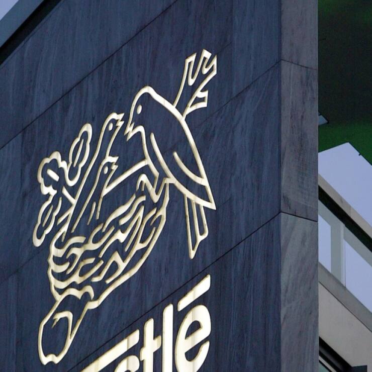 Maître Debuisson reproche à la multinationale d'avoir "continué à vendre des pizzas malgré des suspicions d'épidémie d'Escherichia coli dès janvier. (KEYSTONE/Fabrice Coffrini)