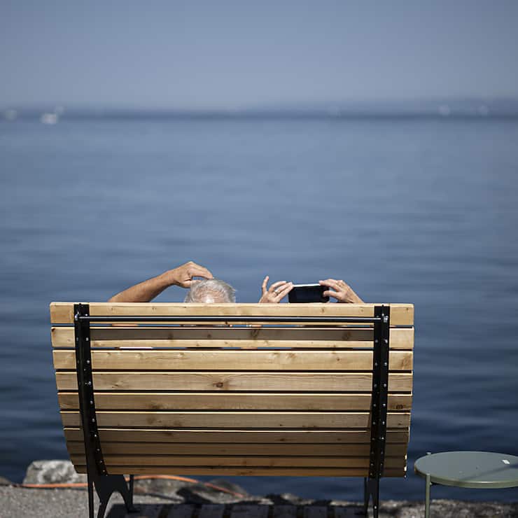 Se détendre au bord du lac de Constance risque d'être difficile ces prochains temps : selon des experts allemands, il y a une invasion de moustiques. (photo d'archives)