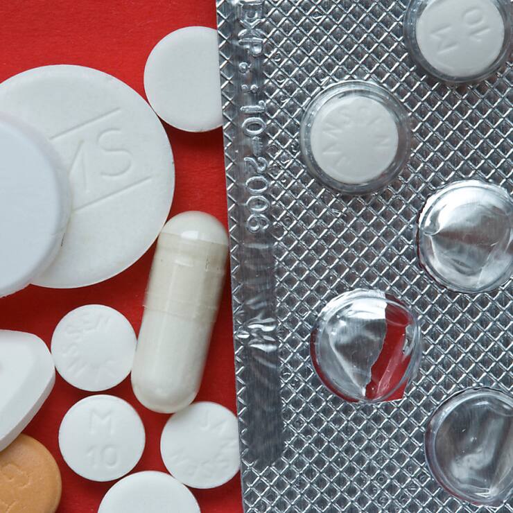 Dans cette proposition conjointe de rachat remise à la banque Lazard, BC Partners a accepté "un certain nombre de contraintes" dictées par le gouvernement telles que le maintien en France du siège social et d'"une grande majorité de la production" de médicaments, détaille-t-on. (KEYSTONE/G. Bally)