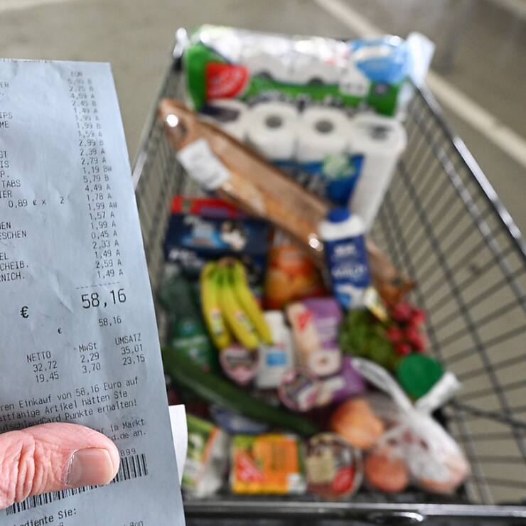 En Allemagne, les prix des produits alimentaires  freinent l'inflation depuis début 2024. (archive)
