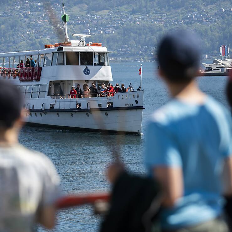 Le tourisme est une activité économique importante au Tessin (ici le lac majeur à Locarno). (archives)