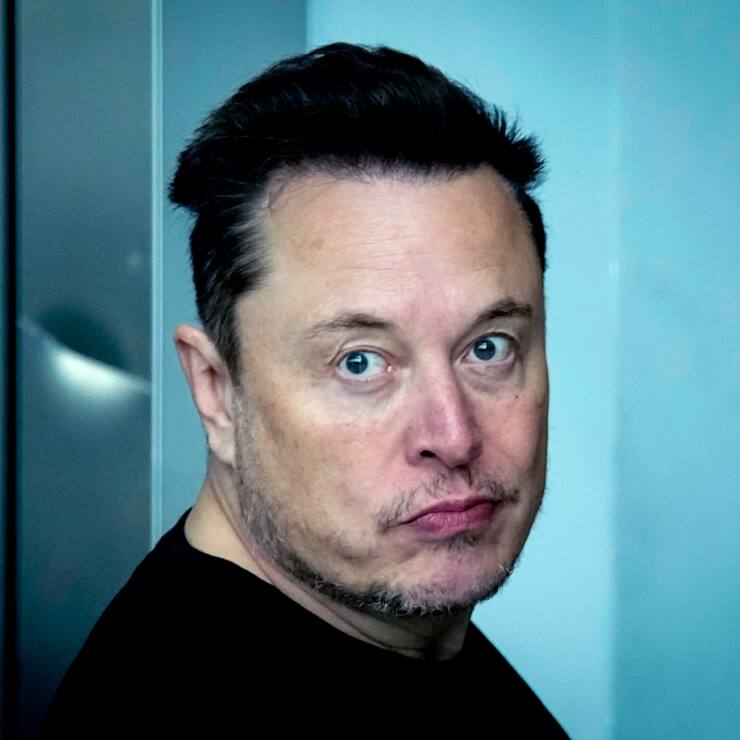 Samedi, peu après l'attaque dont a été victime Donald Trump, Elon Musk a déclaré publiquement son soutien à l'ancien président. Selon le Wall Street Journal, le milliardaire prévoit de donner environ 45 millions de dollars par mois à un groupe de soutien à la campagne du magnat.