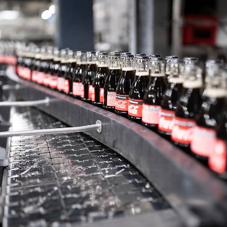 Son bénéfice net ressort à 2,41 milliards de dollars, en repli de 5% sous l'effet de l'impact négatif des changes. (KEYSTONE/Gaetan Bally)