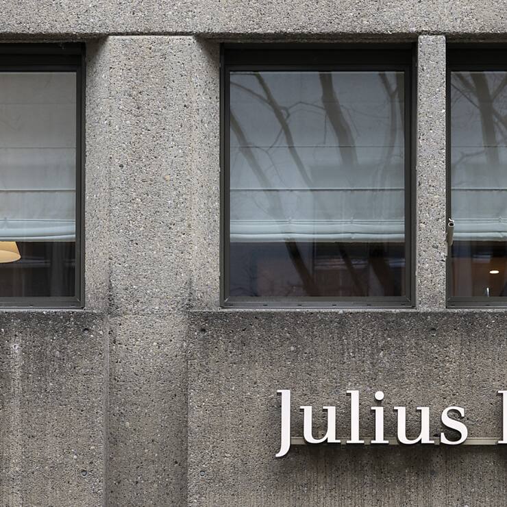 Cette année, 250 postes doivent être supprimés chez Julius Bär, mais le groupe veut recruter 60 à 65 conseillers clientèle. (archive)