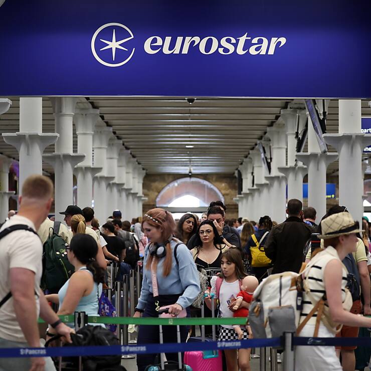 Les attaques ont perturbé le trafic sur les lignes à grande vitesse et les liaisons Eurostar avec Londres.