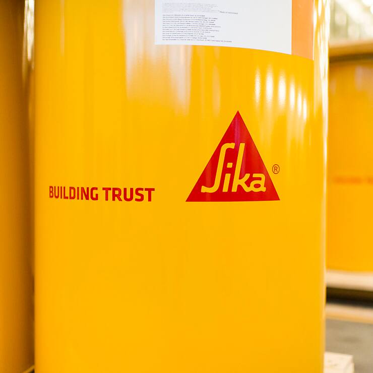 Le groupe, qui compte plus de 400 usines et quelque 34'000 collaborateurs dans le monde. (KEYSTONE/Christian Beutler)